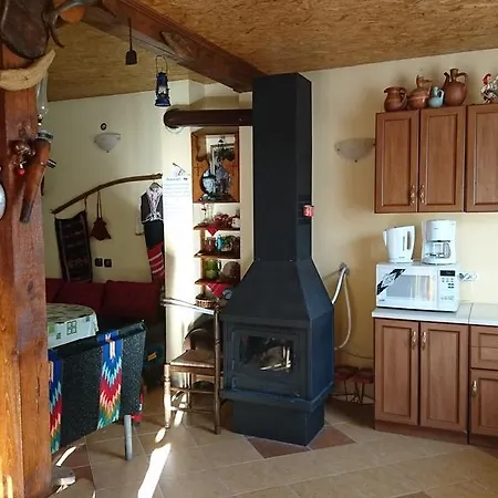 Guest house Къща На Боговете *
